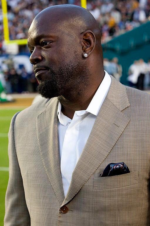 Emmitt Smith one of the legends of NFL